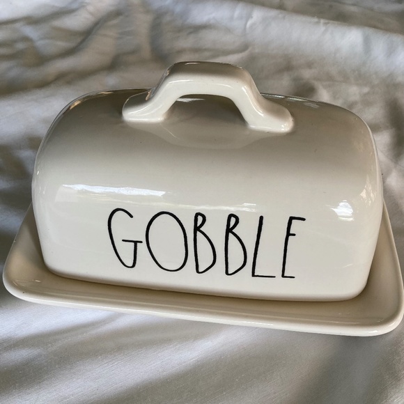 Rae Dunn Gobble Covered Butter Dish - Picture 1 of 3